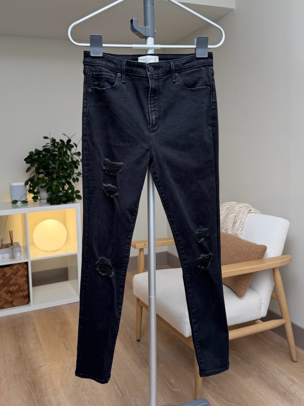 Women’s | Abercrombie & Fitch Super Skinny High Rise Jeans, Black | 29/8R
